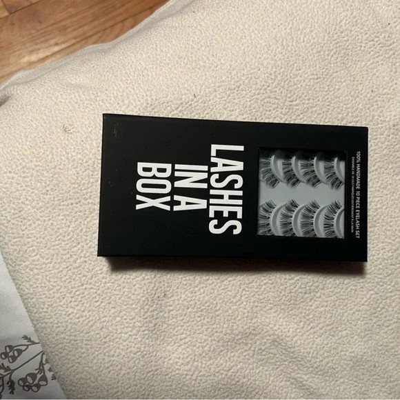 Professional Makeup Kit - Multicolor - Picture 7 of 9